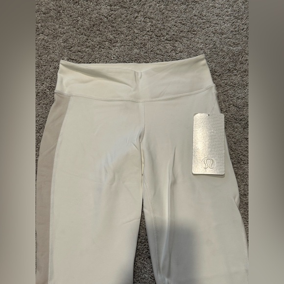 NWT lululemon leggings Retired Style! - Picture 1 of 7